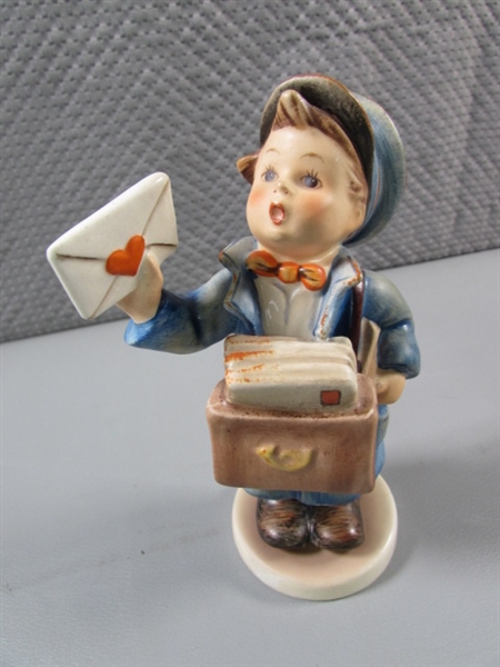 POSTMAN HUMMEL FIGURINE