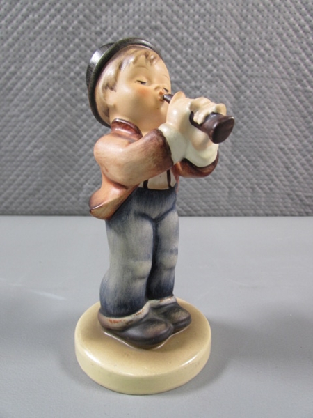 SERENADE HUMMEL FIGURINE