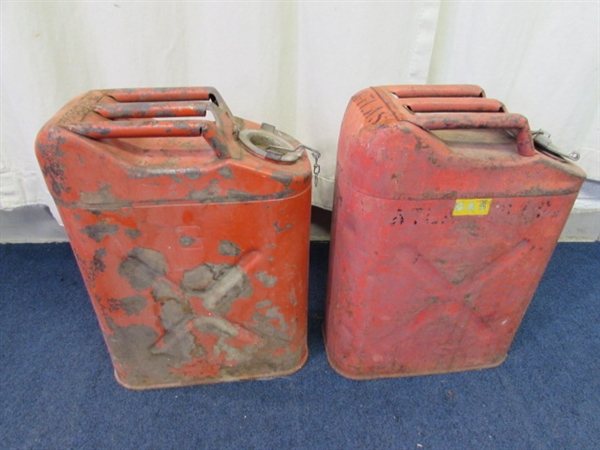 PAIR OF RED JERRY CANS - 5-GALLON