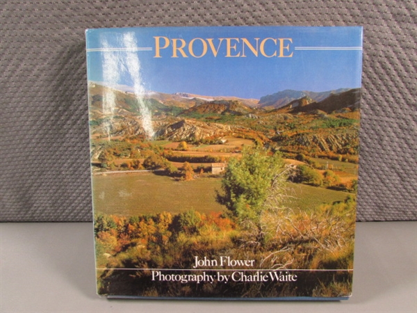 TRAVEL/PLACES COFFEE TABLE BOOKS