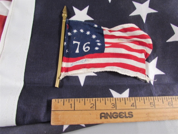 2 AMERICAN FLAGS & USMC LADLE