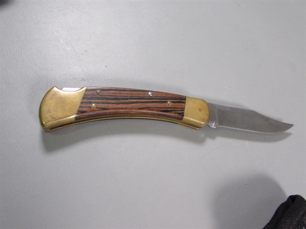 BUCK KNIFE WITH CASE