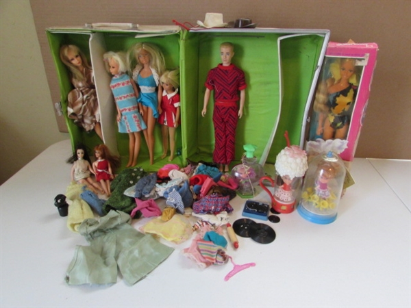 VINTAGE BARBIE LOT