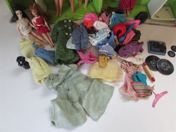 VINTAGE BARBIE LOT