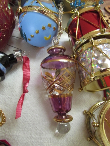 ASSORTED ORNAMENTS