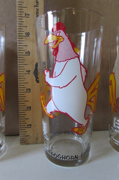 VINTAGE FOGHORN LEGHORN AND YOSEMITE SAM GLASSES