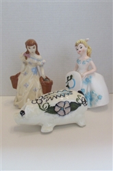2 MAIDEN FIGURINES AND LITTLE PIGGY BANK