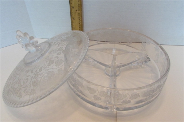 VINTAGE PRESSED GLASS CANDY AND DESSERT PLATES