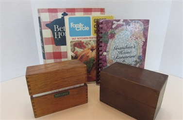 RECIPE BOXES AND BOOKS