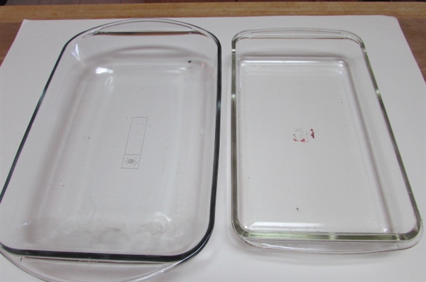 ASSORTED GLASS BAKING PANS AND PIE PLATES