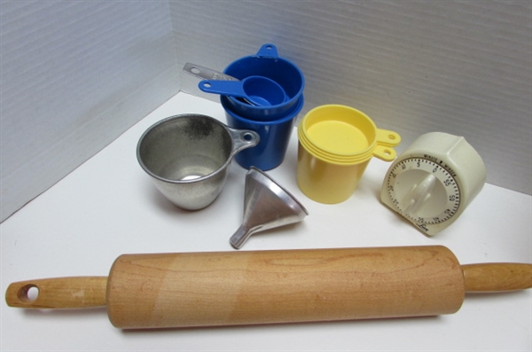 VINTAGE COOKIE CUTTERS AND BAKING SUPPLIES