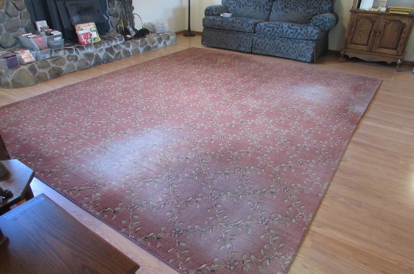 LARGE 10'x12' ROSE COLORED AREA RUG