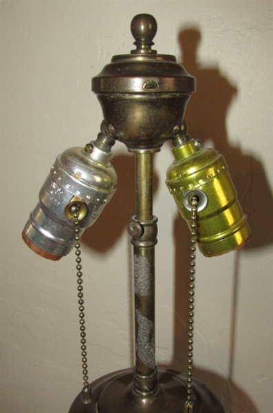 AUTUMN OPALESCENT VINTAGE LAMP
