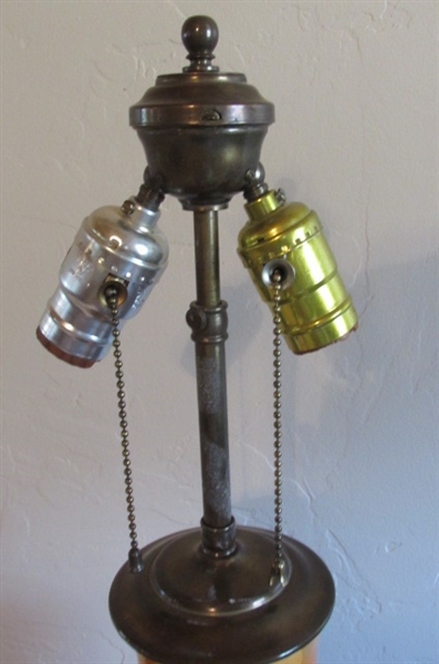 AUTUMN OPALESCENT VINTAGE LAMP