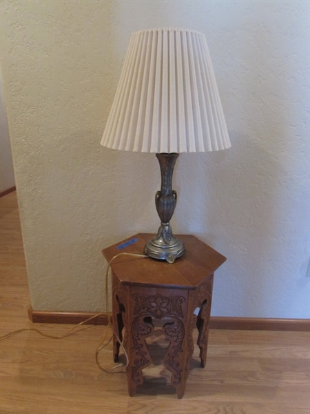 VINTAGE LAMP AND WOOD CARVED TABLE