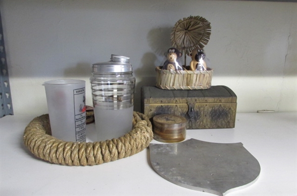 MONKEY SALT AND PEPPER SHAKERS, ROPE AND DRINK SHAKER