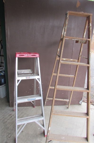 4 FT AND 6 FT LADDER