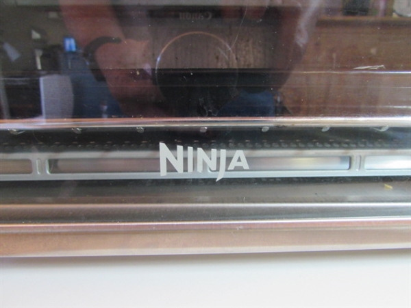 NINJA FOODI DIGITAL AIR FRY OVEN AND CUISINART SKILLET