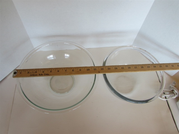 GLASS MIXING BOWLS, MEASURING CUPS AND HAND MIXER