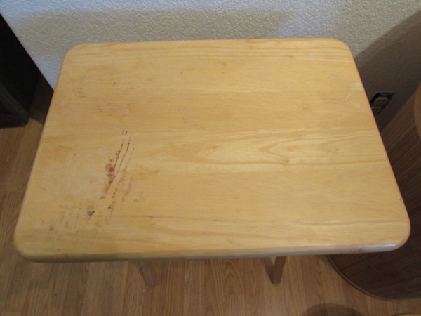 BAMBOO HAMPER, TRASH CANS, 2 FOLDING TABLES AND WOOD DECOR