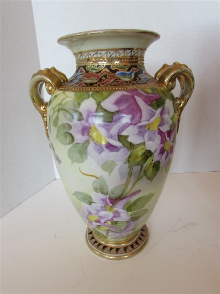 ASIAN JEWELRY BOX, ANTIQUE NIPPON VASE WITH DECOR