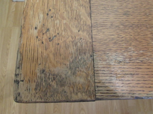 ANTIQUE WOOD TABLE THAT EXTENDS AND ANTIQUE CHAIR