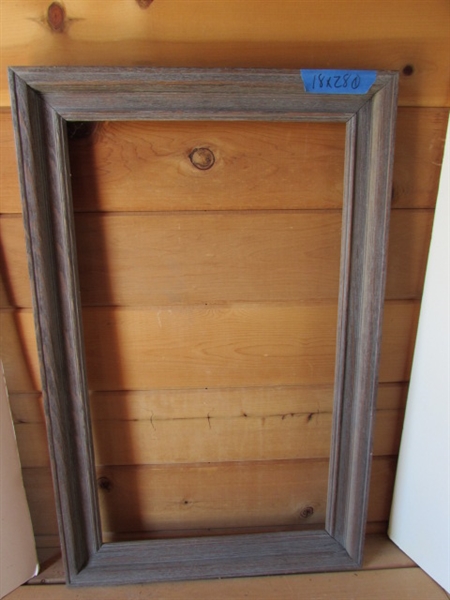 4 ART FRAMES OF DIFFERENT SIZES AND STYLES