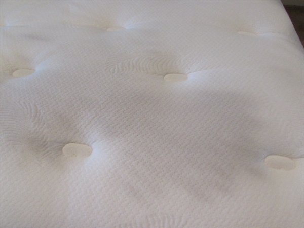 SIMMONS DEEP SLEEP PILLOW TOP MATTRESS AND BOX SPRING WITH QUEEN SIZE HEADBOARD AND FRAME.