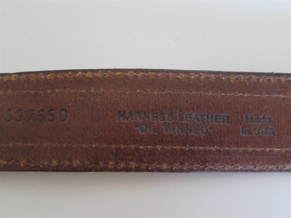 MEN'S ORVIS STRAW HAT, NEW MERINO WOOL SOCKS, CARHARTT SUSPENDERS, LEATHER BELTS AND WOODEN HANGERS