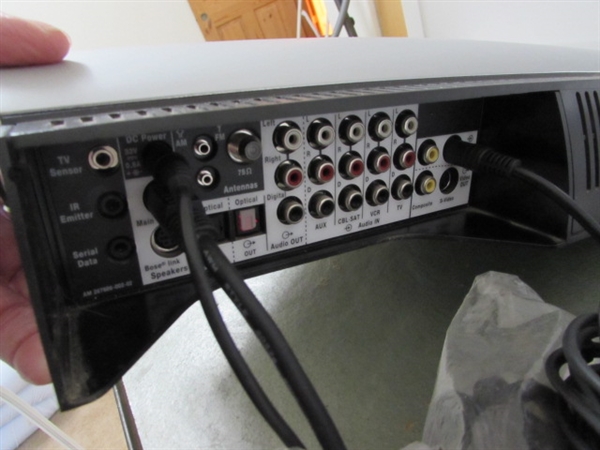 BOSE LIFESTYLE 30 SERIES II SURROUND SOUND WITH DVD/CD PLAYER/RECEIVER.