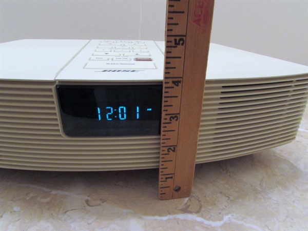 BOSE WAVE CLOCK/RADIO/ALARM