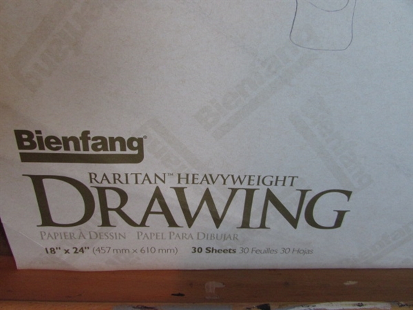 MABEF BEECHWOOD EASEL W/BOARDS & DRAWING PAD