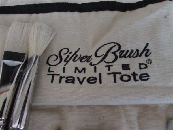 ARTISTS PAINT BRUSHES AND ROLL UP BRUSH STORAGE