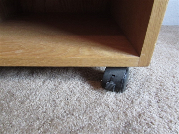 3 DRAWER TABORET
