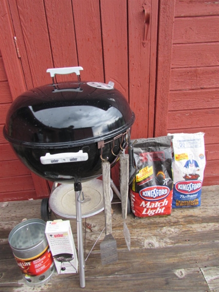 CHARCOAL BBQ AND BRIQUETS