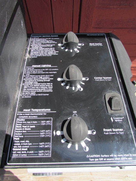 WEBER GENESIS SILVER OUTDOOR GRILL