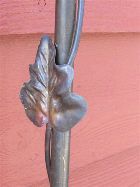 PLASTIC SPEAKER ROCK AND COPPER WATER YARD ART