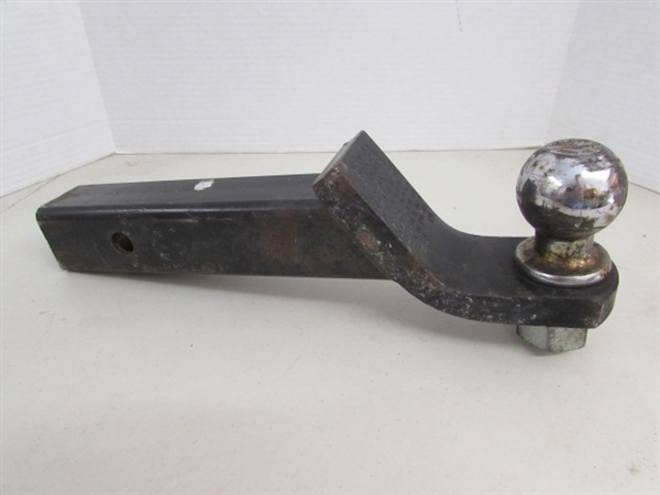 2 & 2 1/2 HITCH RECEIVERS