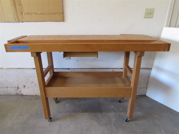 WOOD WORKBENCH ON WHEELS WITH VISES