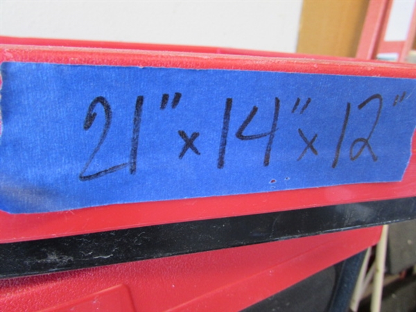 RUBBERMAID ROLLING TOOL CHEST AND 2 INSTACRATE BOXES
