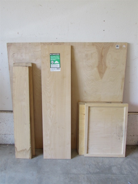 PLYWOOD, SHELVING AND WOOD IN VARIOUS SIZES