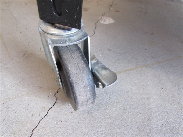 SHOP SHELVES ON WHEELS