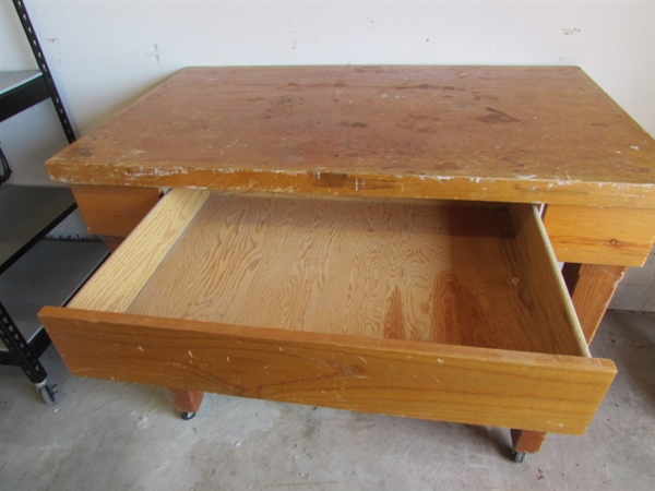 STURDY SHOP WORK TABLE W/DRAWER