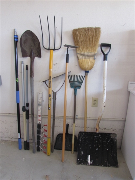 SHOVEL, HAYFORK, SNOWSHOVEL AND MORE
