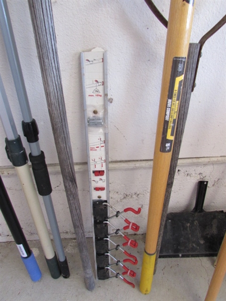 SHOVEL, HAYFORK, SNOWSHOVEL AND MORE
