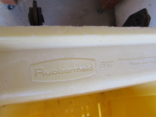 INDUSTRIAL MOP BUCKET