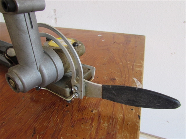 BRUSH GRUBBER & MANTIS HEDGE TRIMMER ATTACHMENT