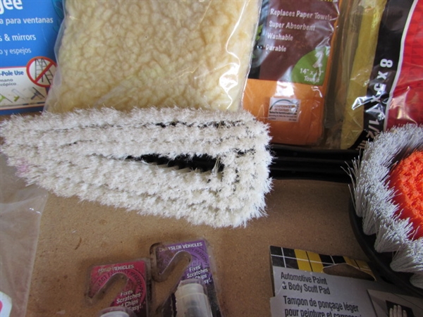 BUCKET OF CAR WASH SUPPLIES