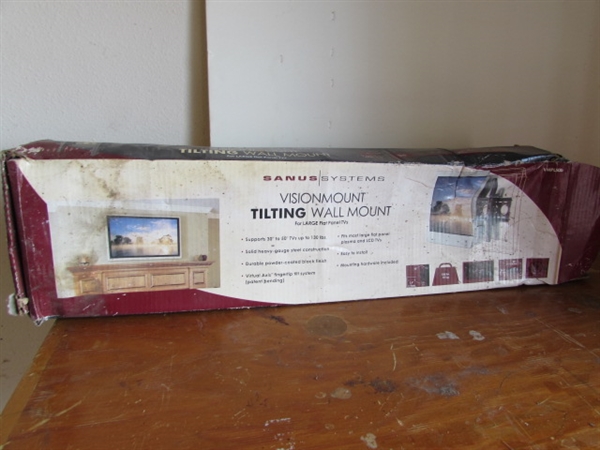 LARGE FLAT PANEL WALL MOUNT