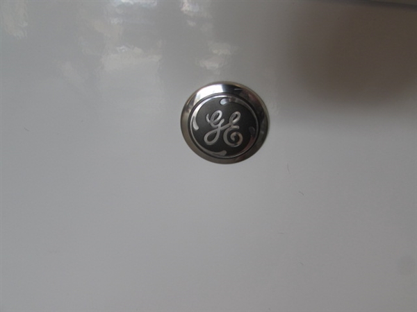 GE CHEST FREEZER